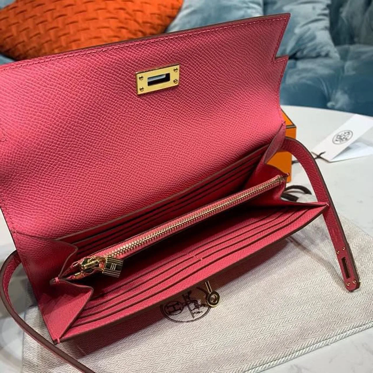 Hermes Kelly Wallet To Go Woc Pink With Gold Toned Hardware Bag / - Image 8