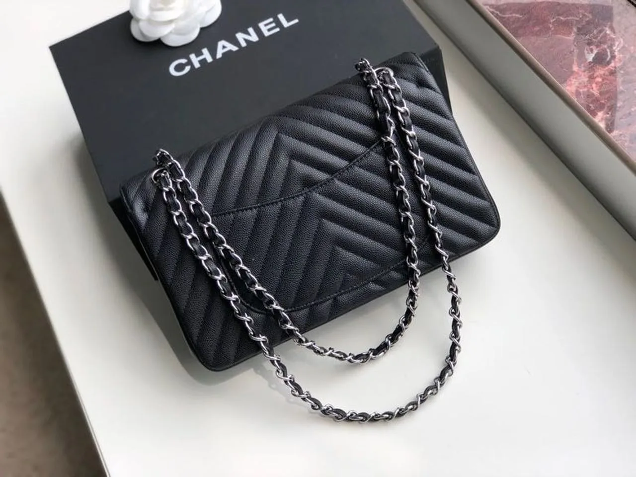 Chanel Chevron Classic Medium Crossbody Bag / Black Silver Hardware - Image 5