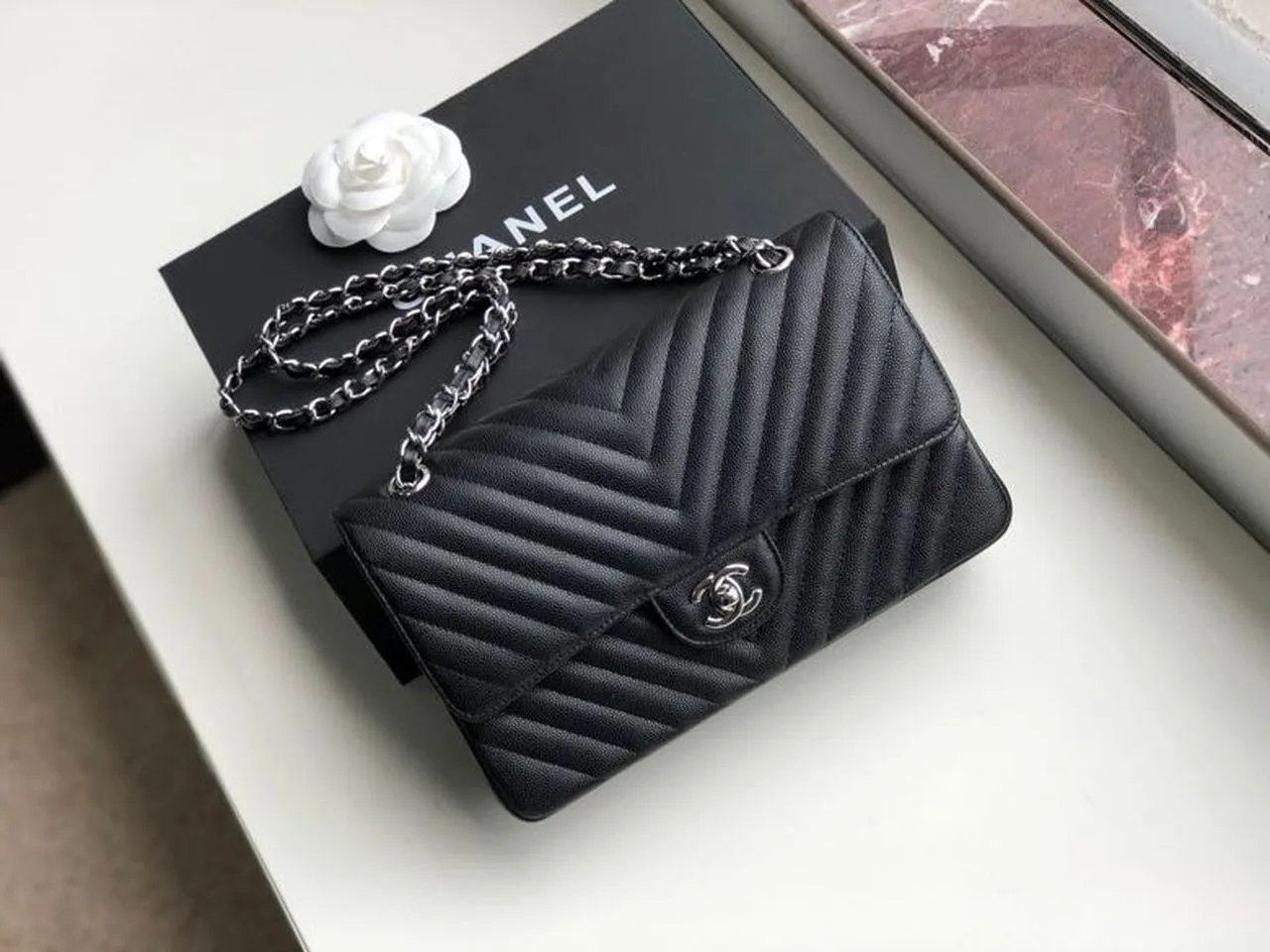 Chanel Chevron Classic Medium Crossbody Bag / Black Silver Hardware - Image 4