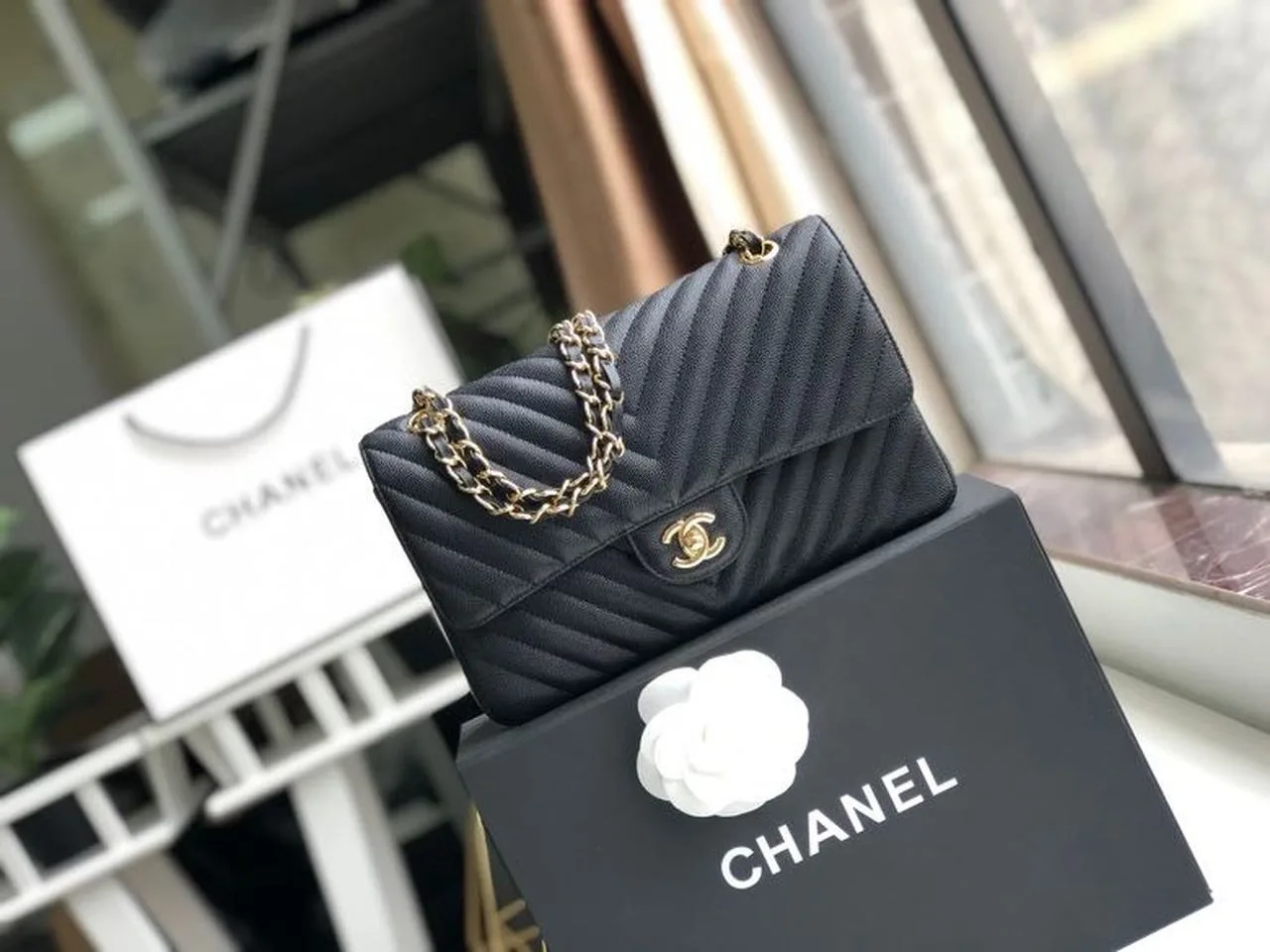 Chanel Chevron Classic Flap Medium Crossbody Bag / Black Gold Toned Hardware - Image 2