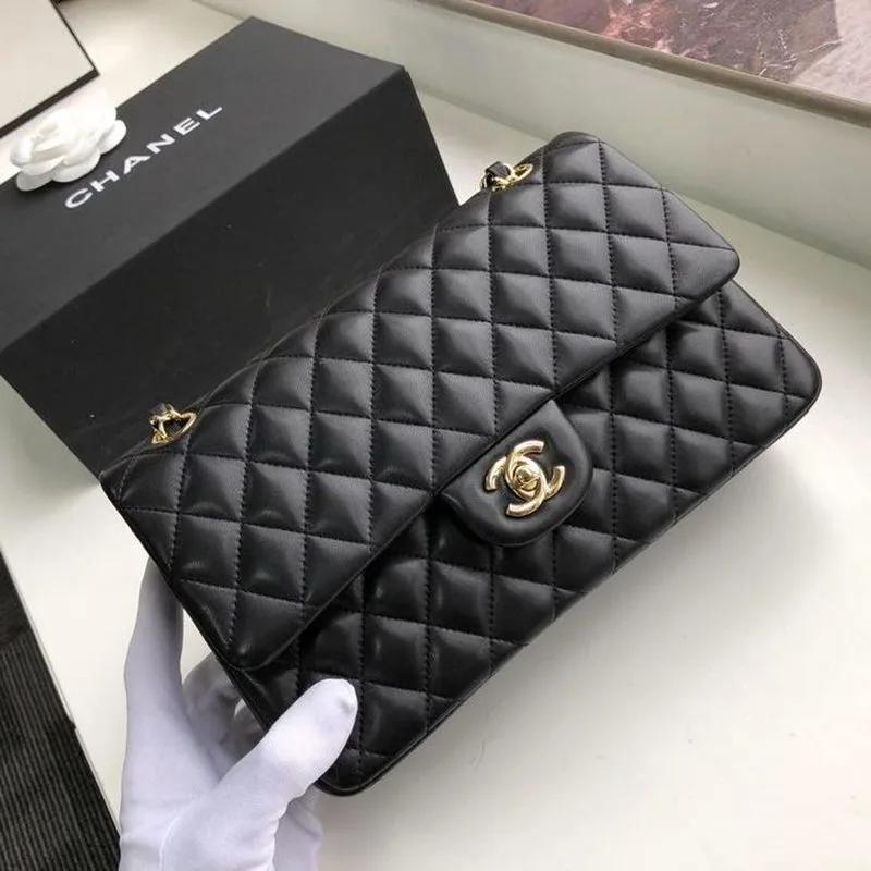 Special Set Chanel: Classic Flap Bag + Coco Crush Bracelet - Image 4