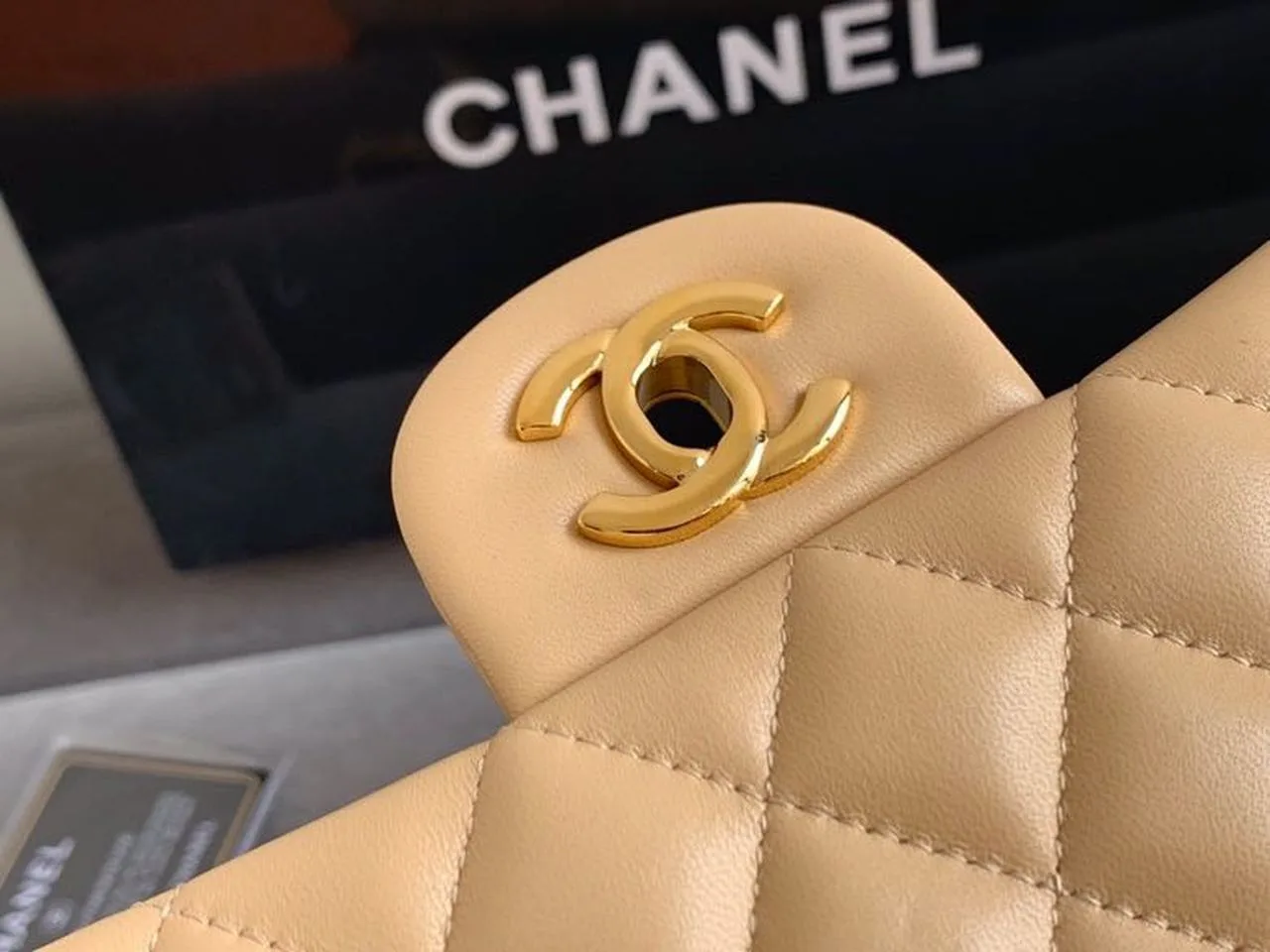 Chanel Classic Double Flap Bag Medium Crossbody / Beige Gold Hardware - Image 7