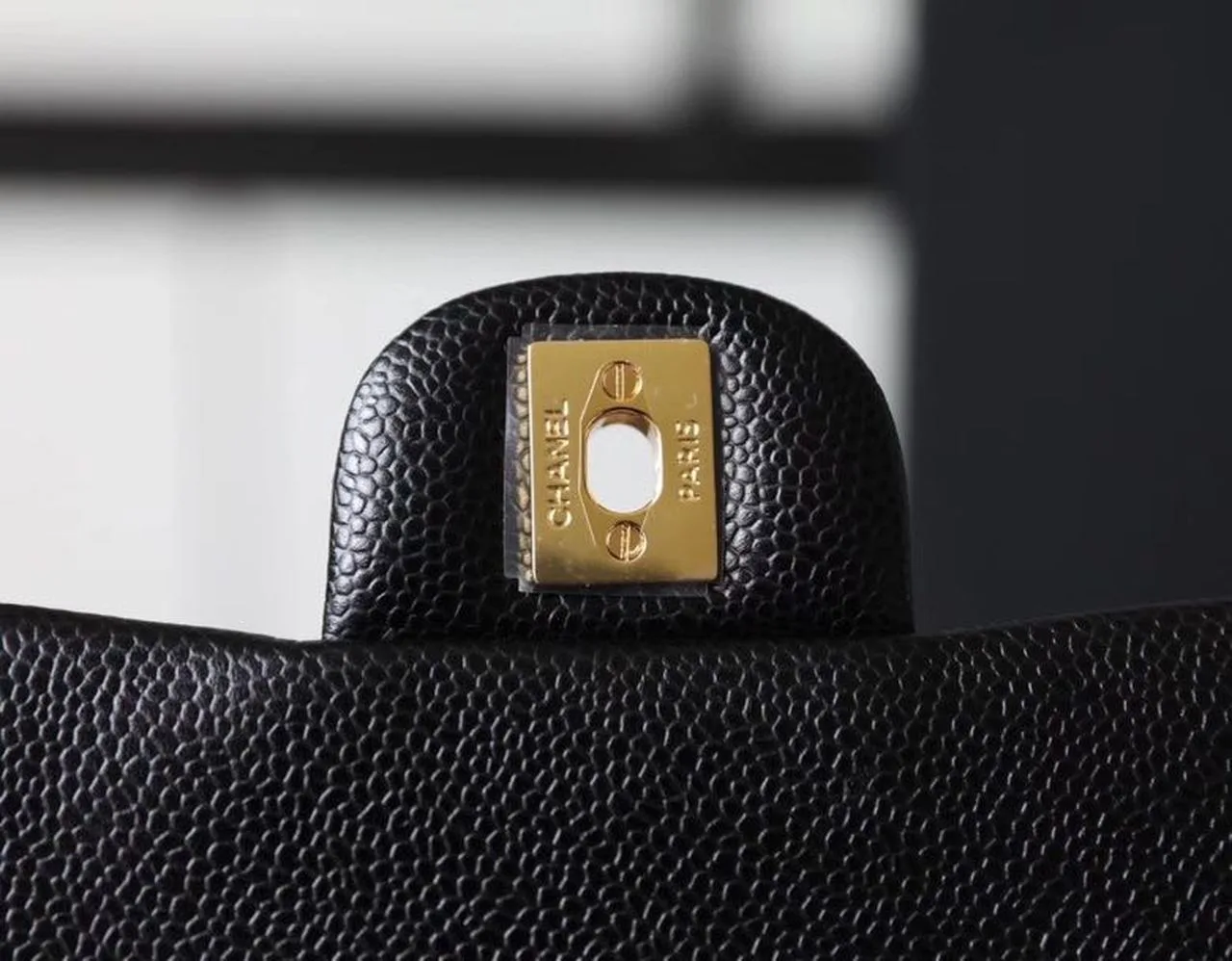 Chanel Classic Mini Flap Bag Gold Toned Hardware Black / - Image 6