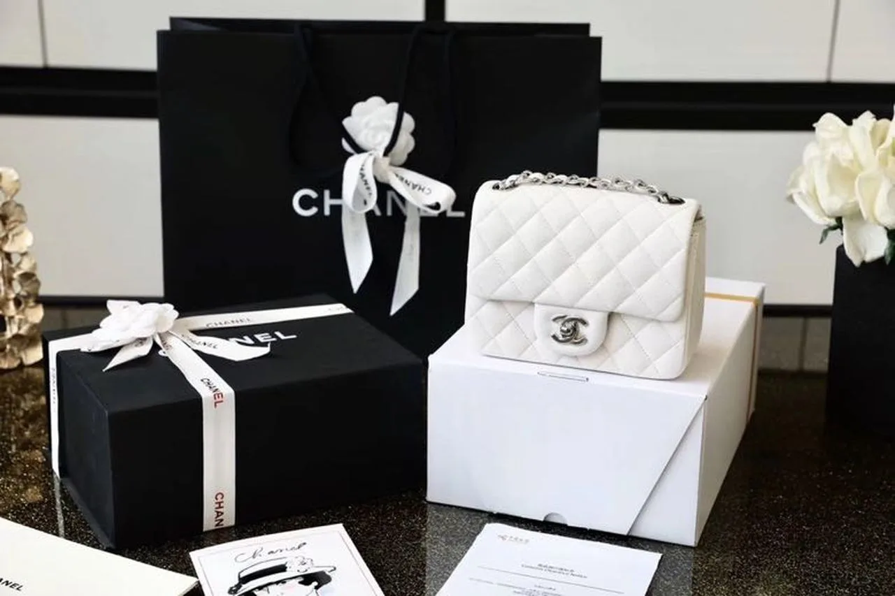 Alternative view of Chanel Classic Mini Flap Bag Silver Hardware White /