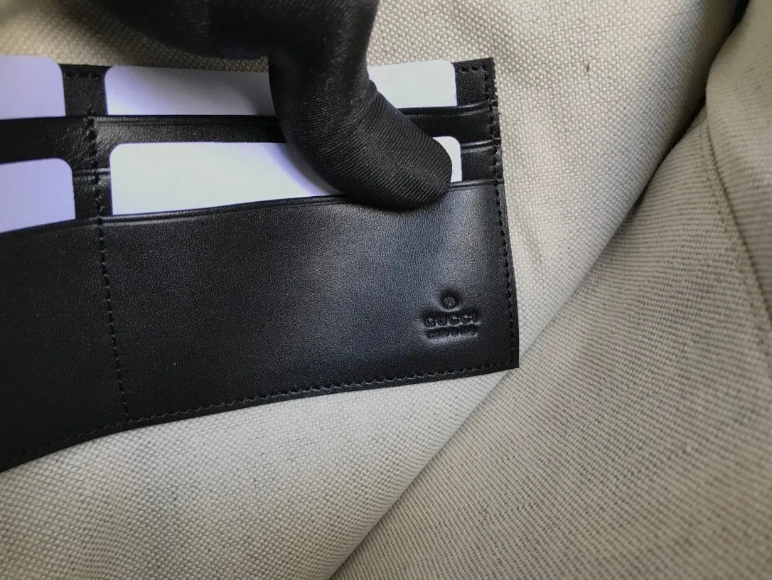 Gucci GG Embossed Pouch Black , Men’s Pouch / - Image 6