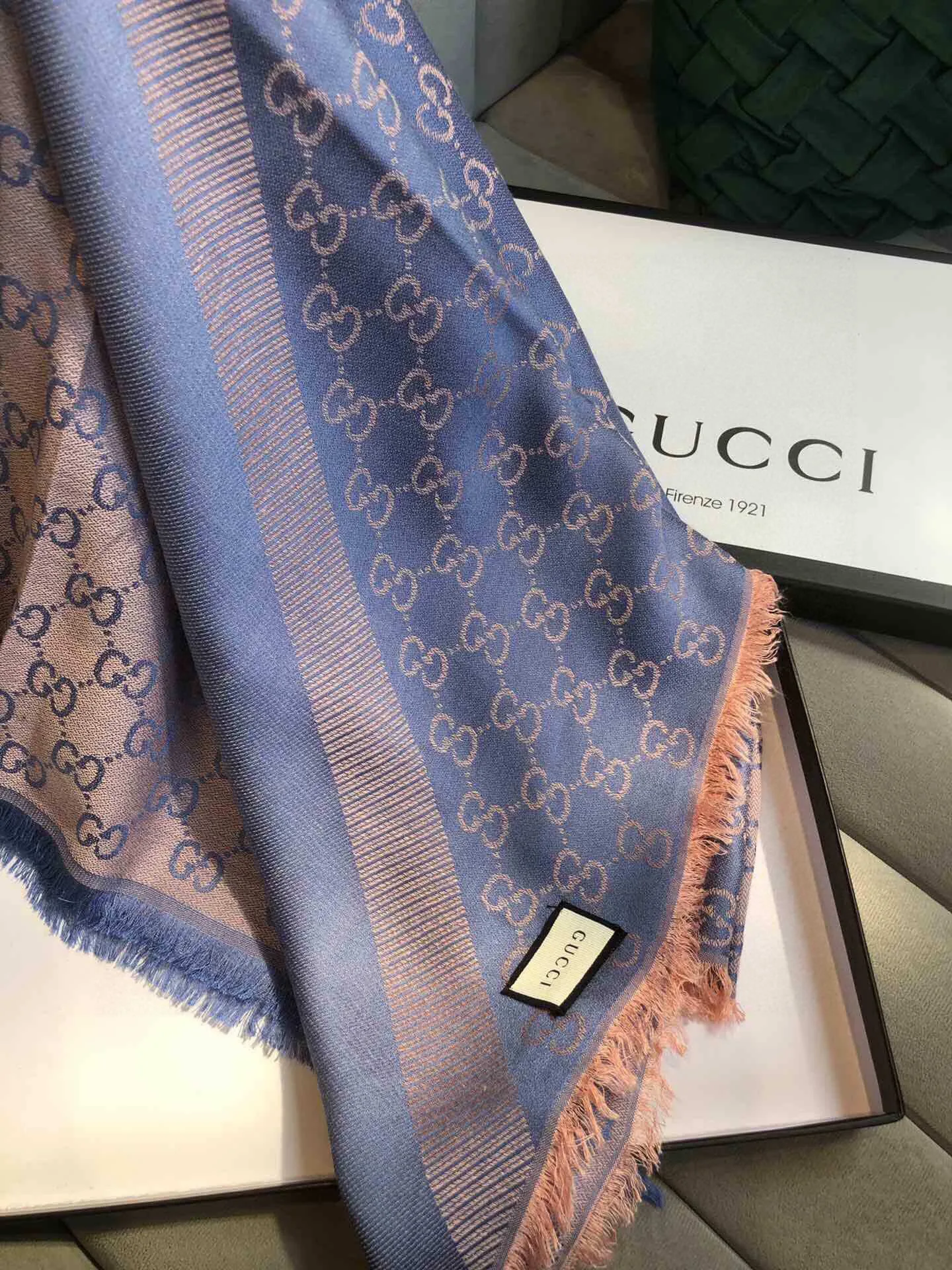 Gucci GG Jacquard Silk Wool Shawl Blue / - Image 4
