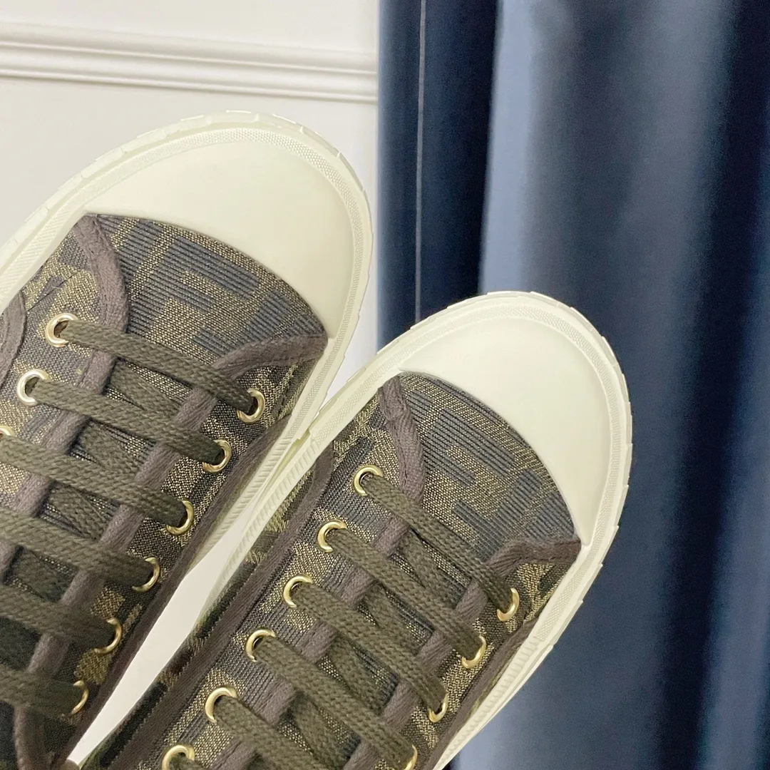 Fendi Domino White FF Fabric Low-Tops 8E8325AJZXF1GQF - Image 9