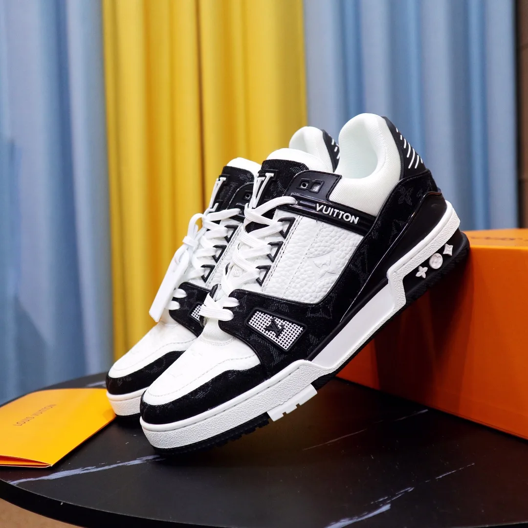 Alternative view of Louis Vuitton Trainer Sneaker Mix Of Materials Black/White