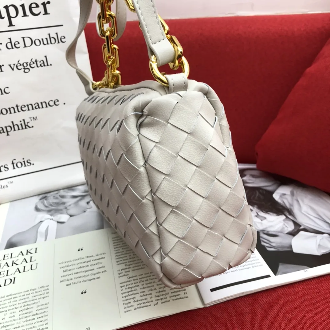 Bottega Veneta Crossbody Bag White - Image 3