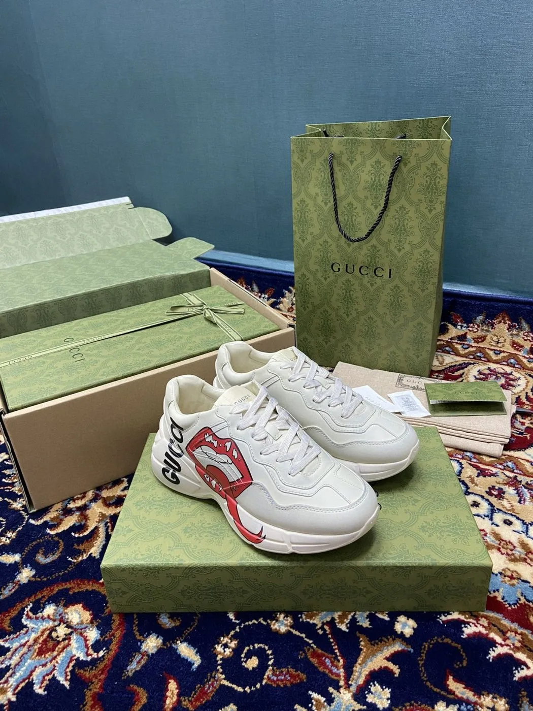 Gucci Men’s Rhyton Sneakers With Mouth Print White Ivory - Image 4