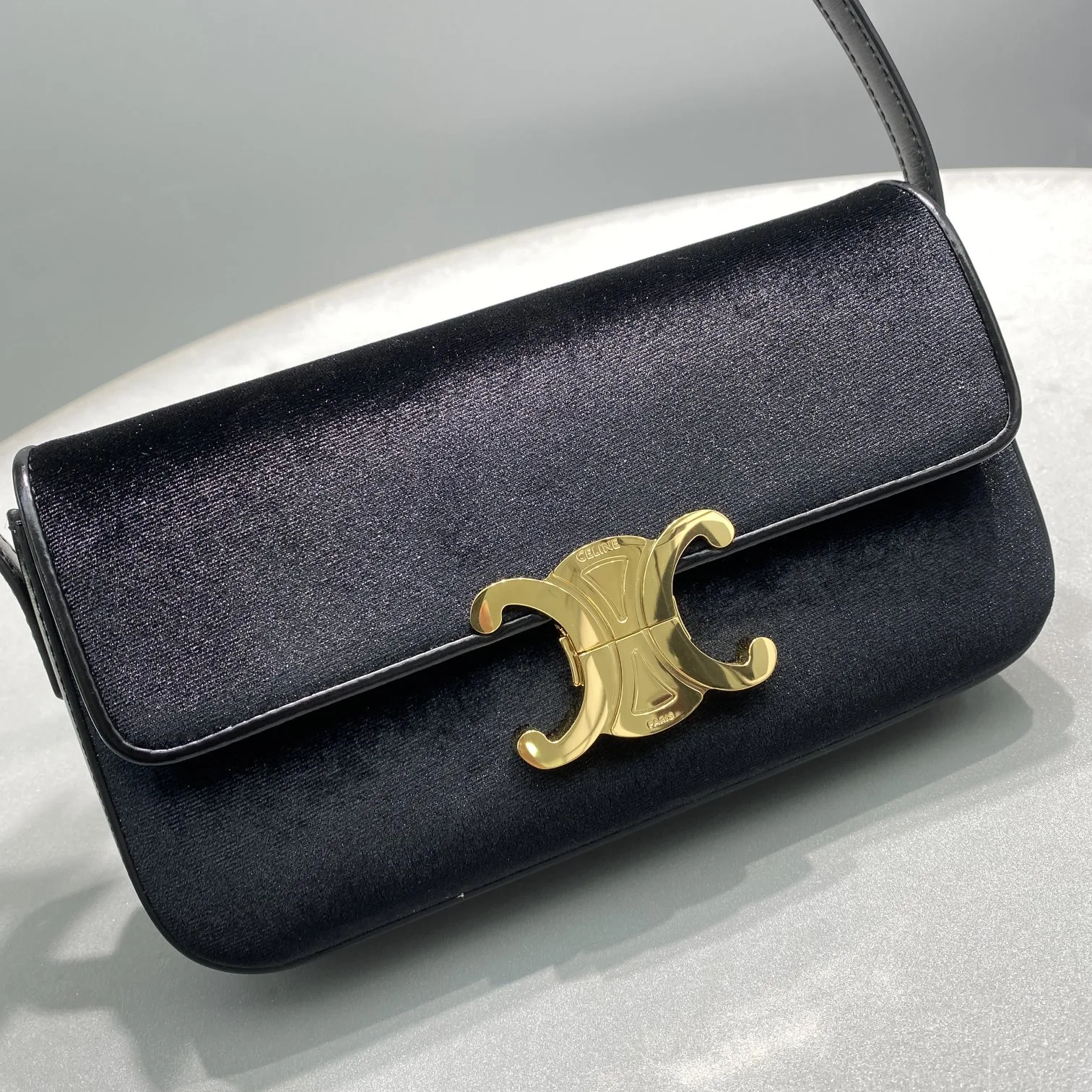 Celine Triomphe Minaudiere Black / - Image 7