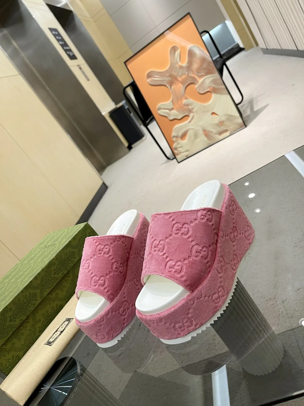 Gucci Women’s GG Platform Sandal Pink - Image 5