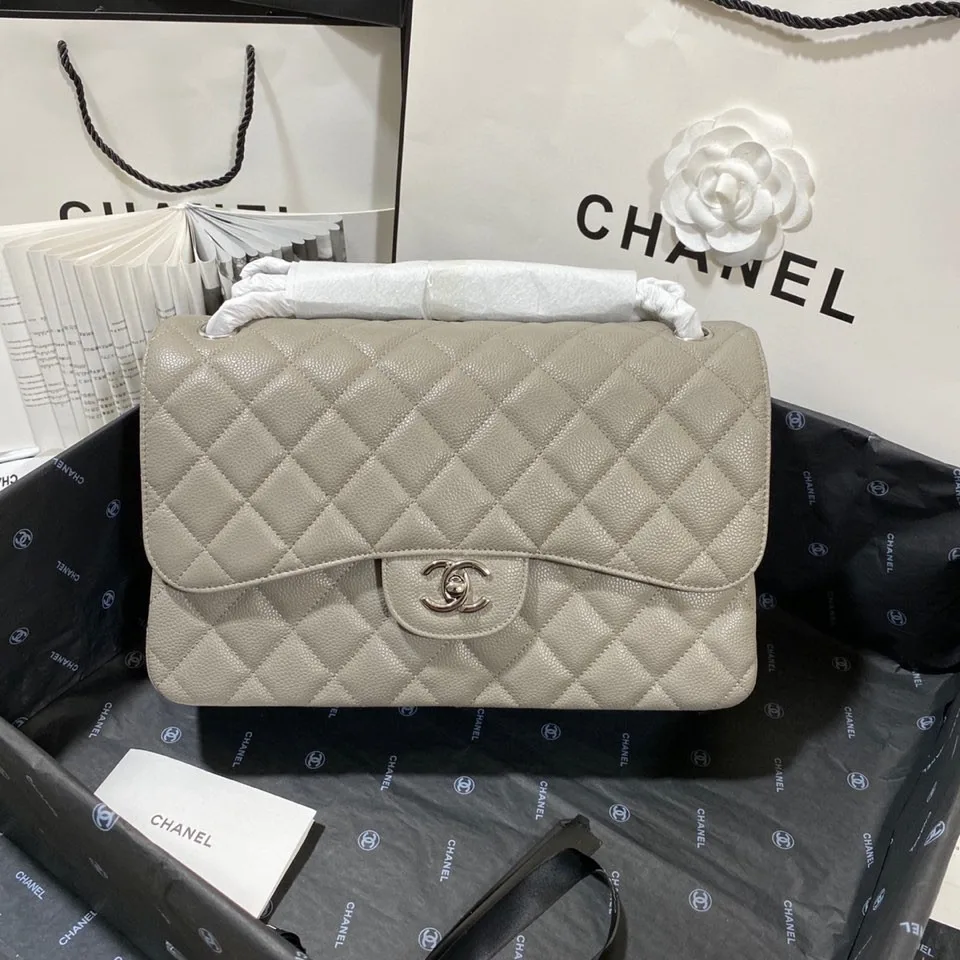 Alternative view of Chanel Classic Large Crossbody Bag / Grey Silver Hardware