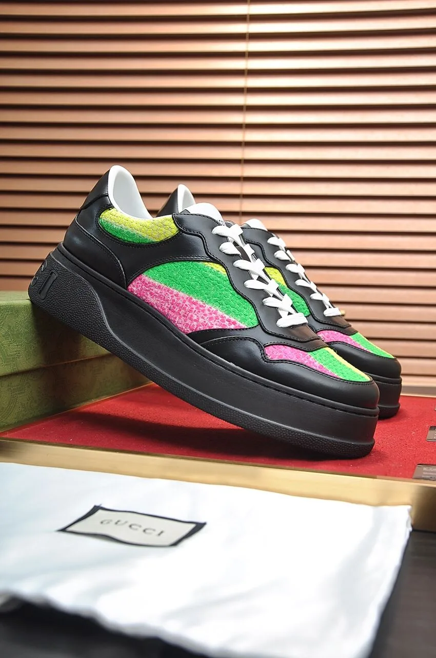 Alternative view of Gucci Men’s Sneaker With Multicolored Stripes Black