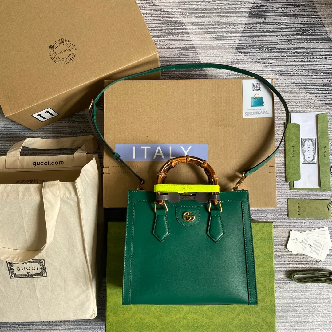 Gucci Diana Medium