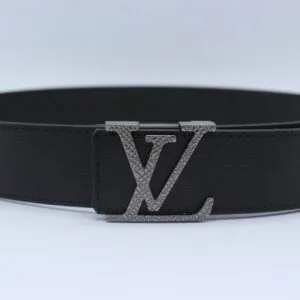 UrbanValore Black Taiga Leather