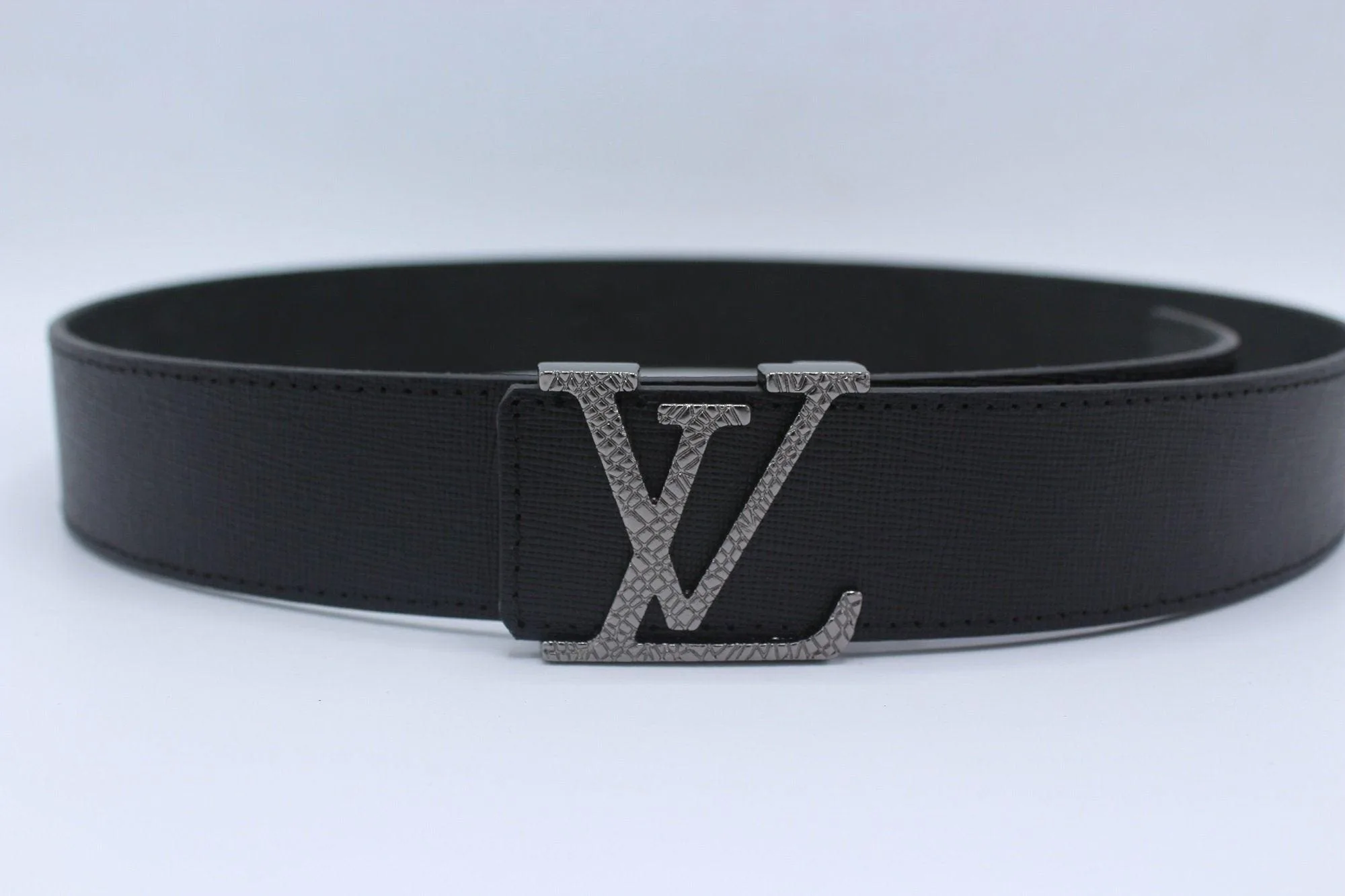 UrbanValore Black Taiga Leather