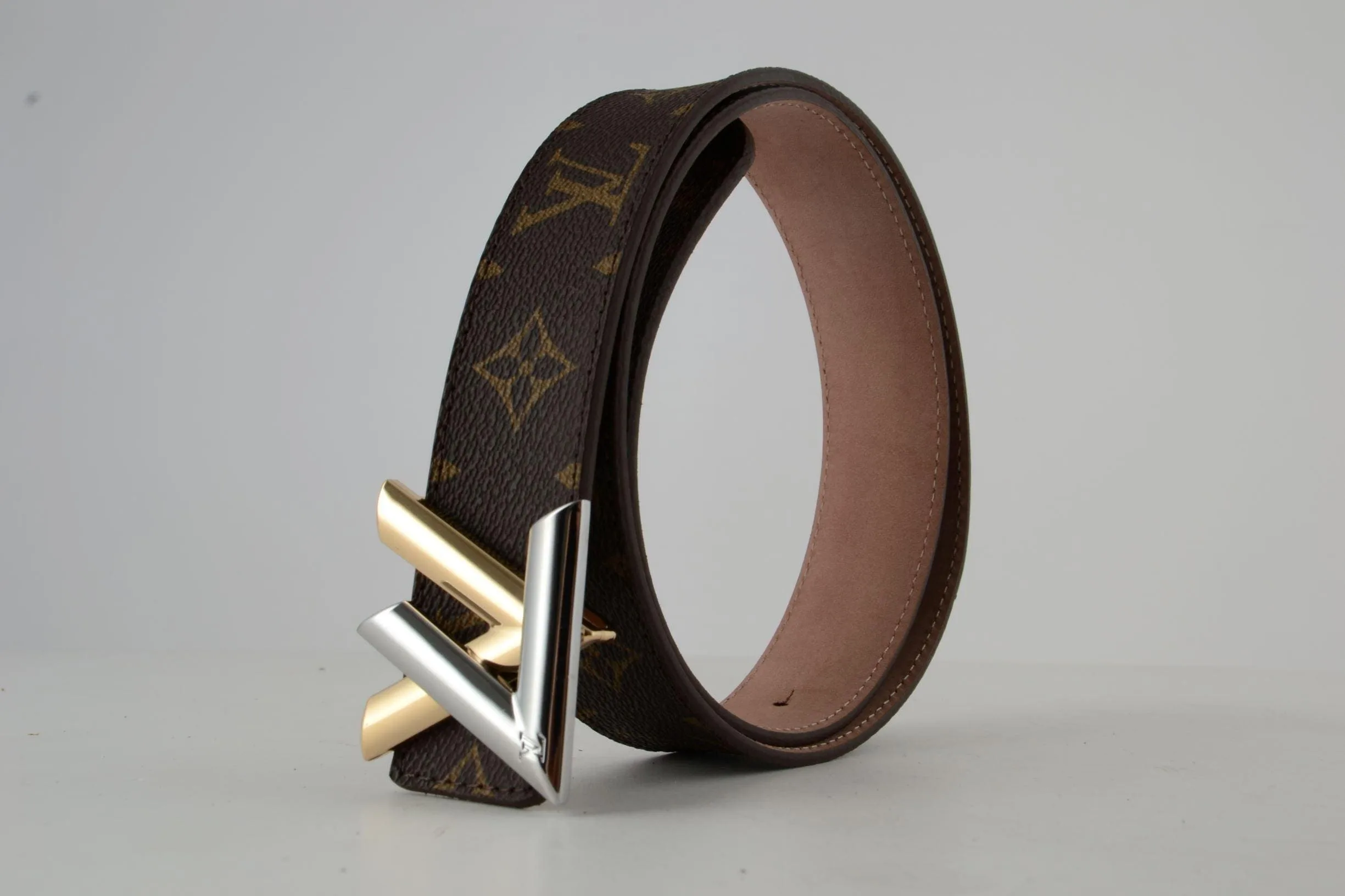 Brown Monogram New Gold & SiAmazinger Buckle Leather Belt - Image 3