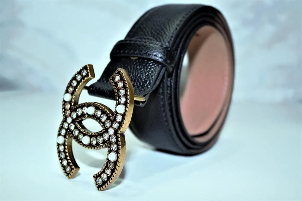 Amazing Caviar Pattern Belt Gold Diamond Buckle - Image 2