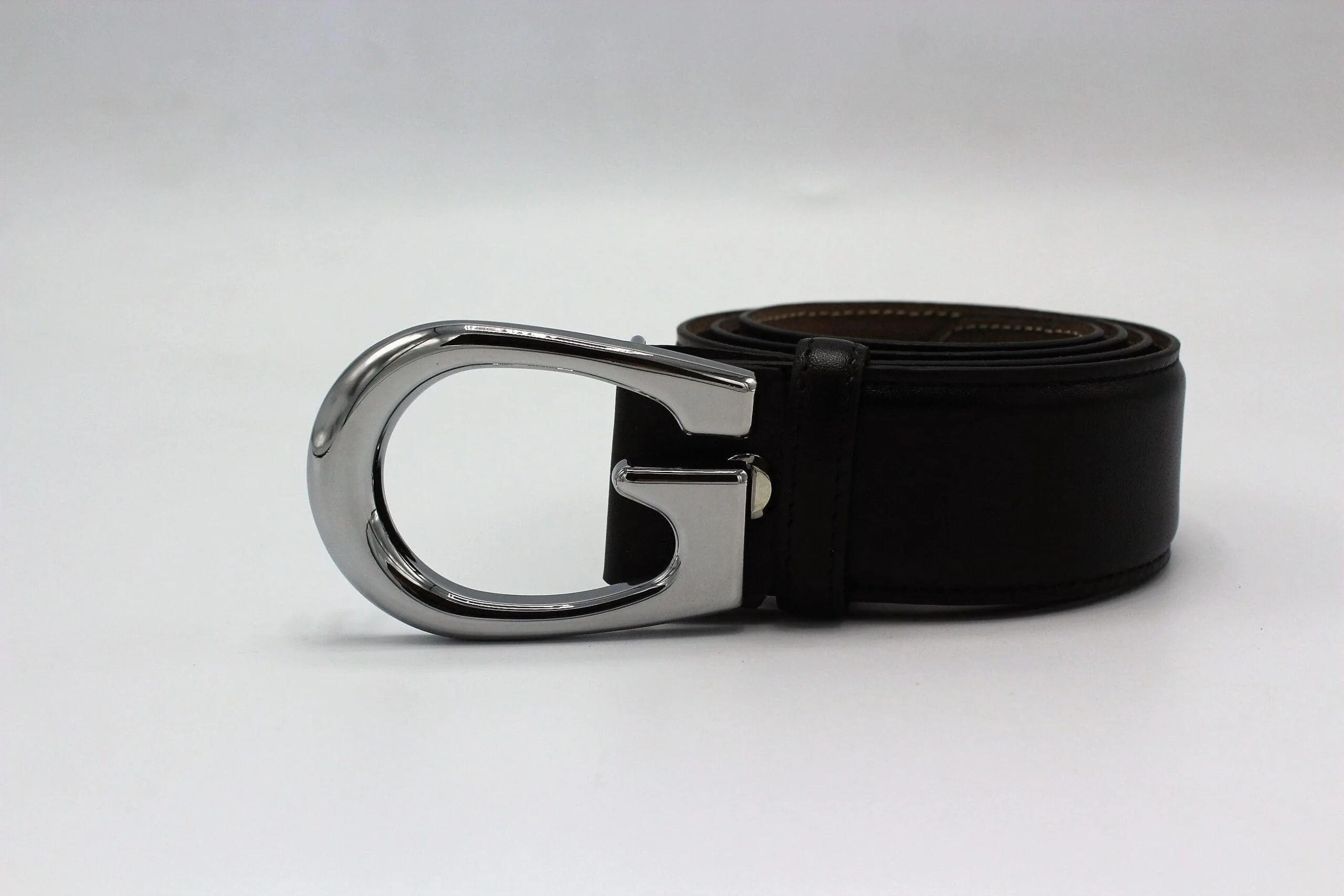 G SiAmazinger Buckle Leather Belt - Image 2
