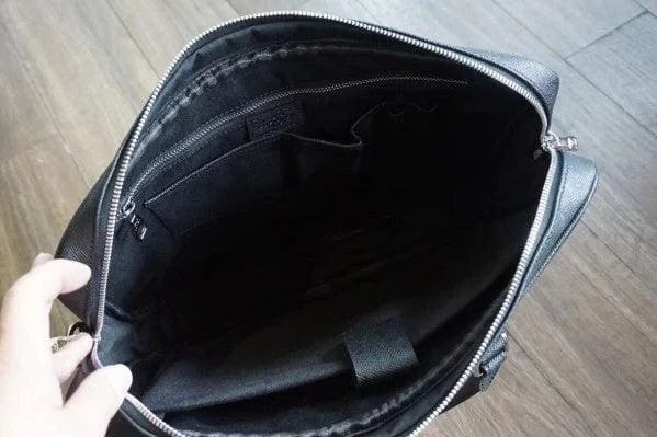 Amazing Porte-Documents Voyage PM Taiga Leather - Image 2
