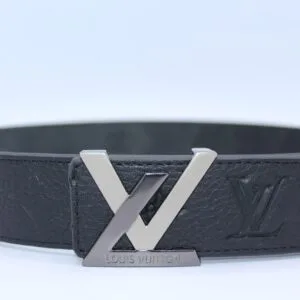 UrbanValore New Buckle Black