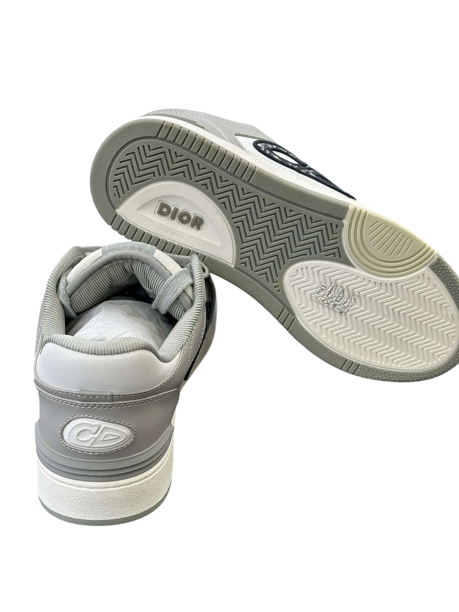 B57 Dribble Low-Top Sneaker Gray - Image 5