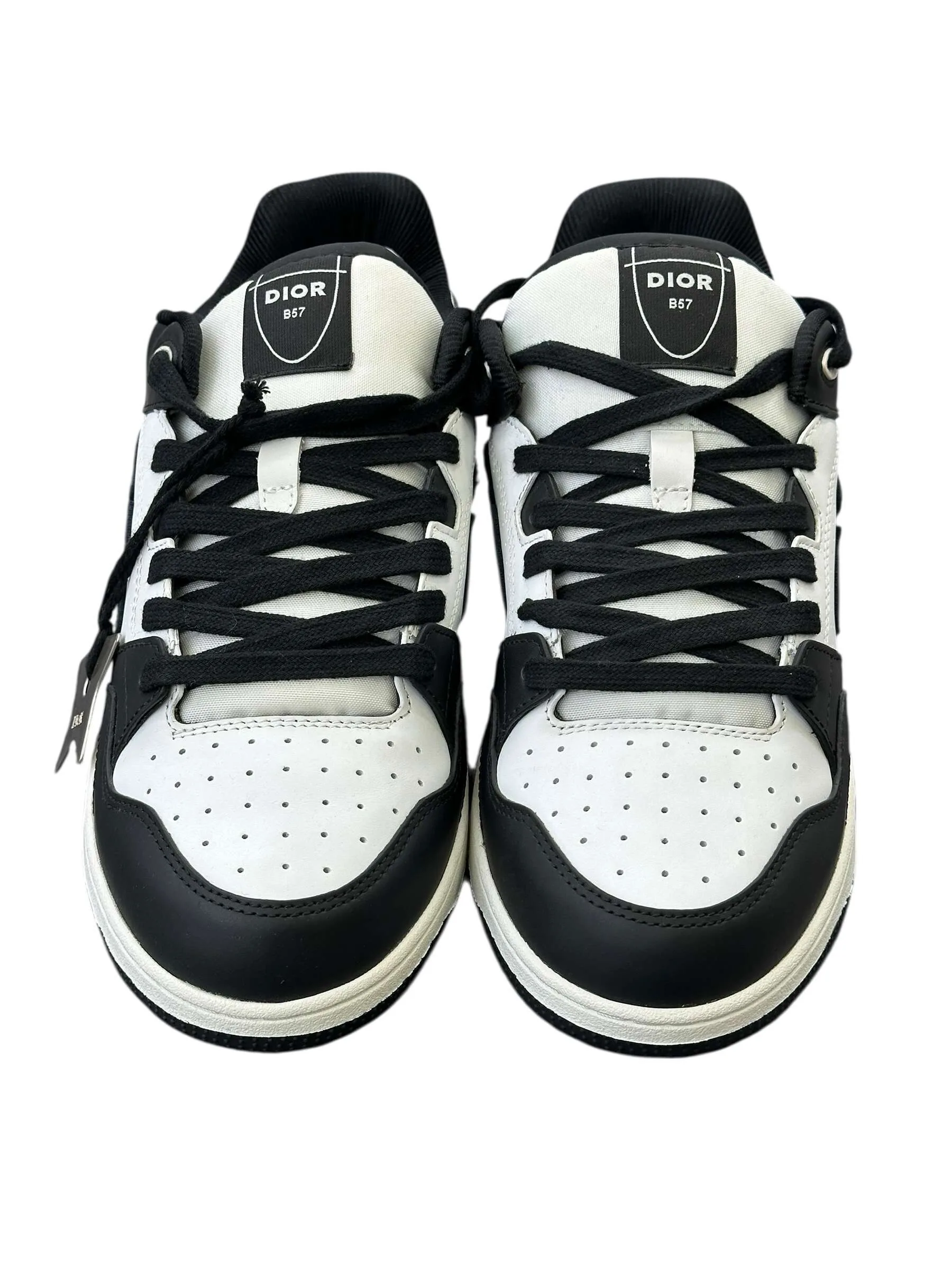 B57 Dribble Low-Top Sneaker Black - Image 2