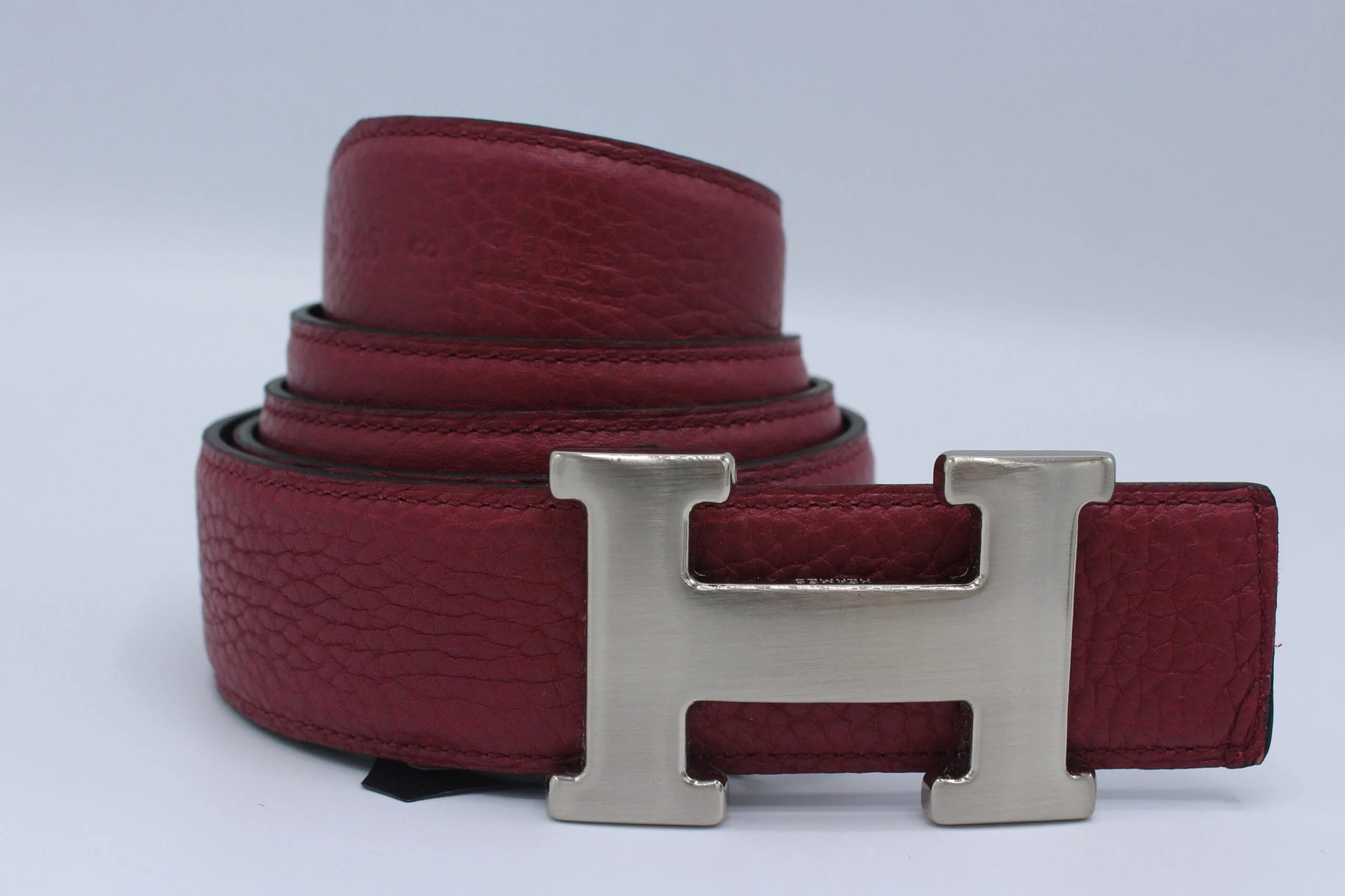 UrbanValore Reversible Buckle Leather