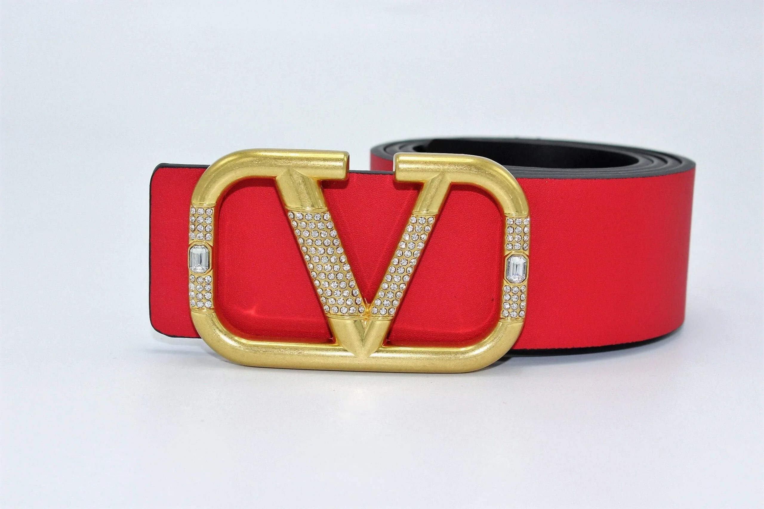 REVERSIBLE V DIAMOND LOGO SIGNATURE BELT IN GLOSSY CALFSKIN - Image 4
