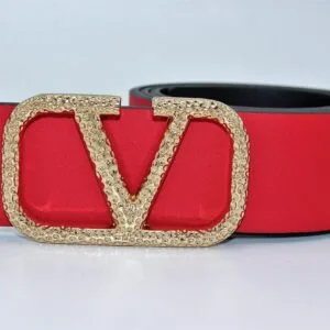 Alternative view of REVERSIBLE V LOGO SIGNATURE BELT IN GLOSSY CALFSKIN