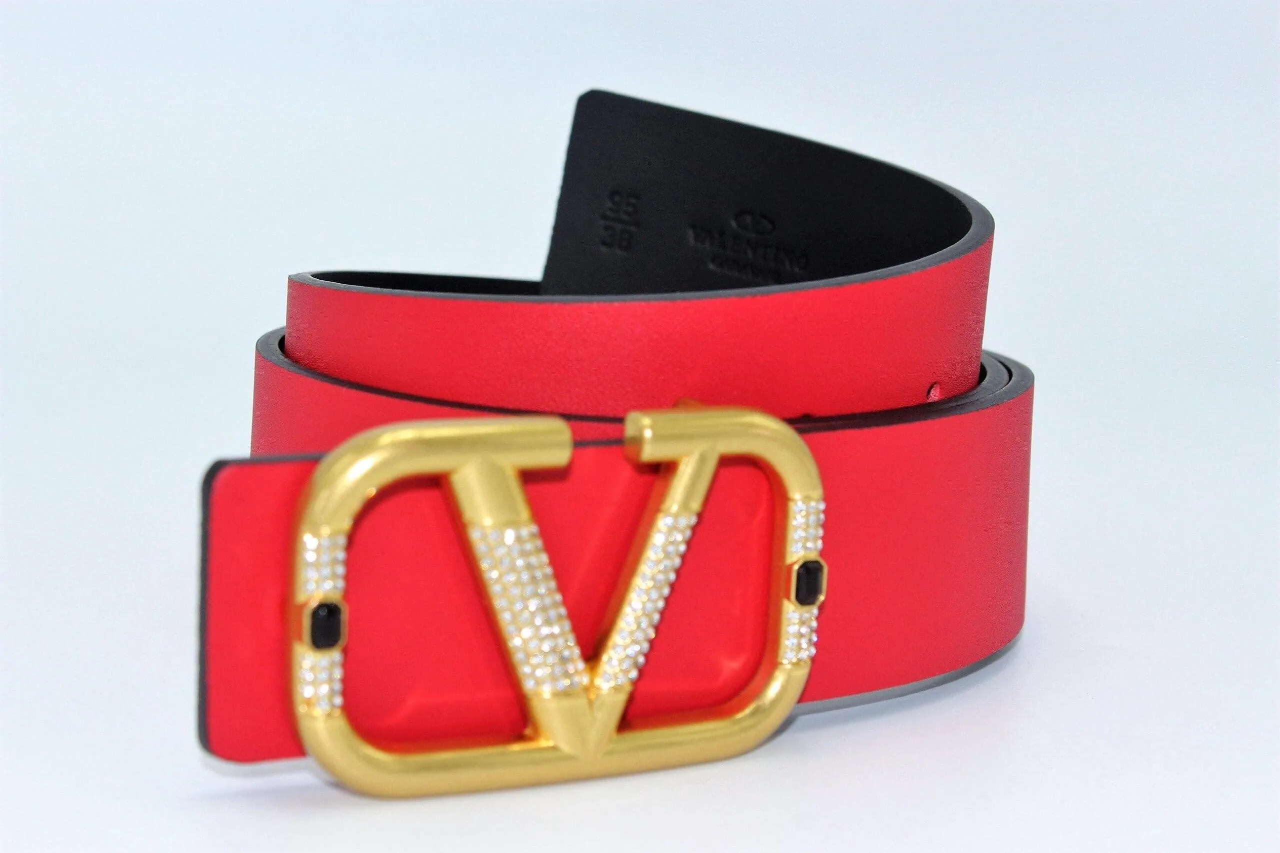 REVERSIBLE V LOGO WITH DIAMOND SIGNATURE BELT IN GLOSSY CALFSKIN - Image 4