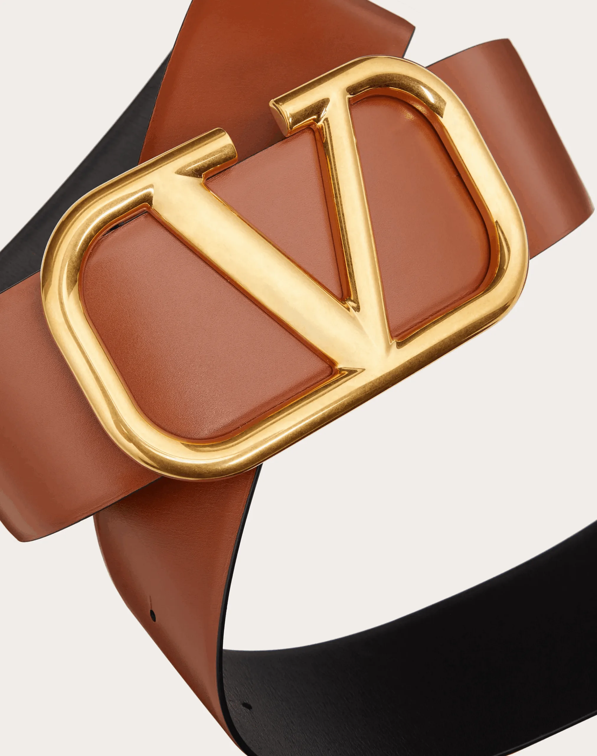 V Gold Buckle Leather Belt - Image 2