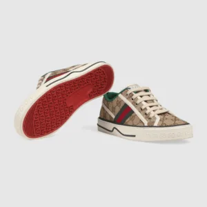 UrbanValore Tennis 1977 Sneaker