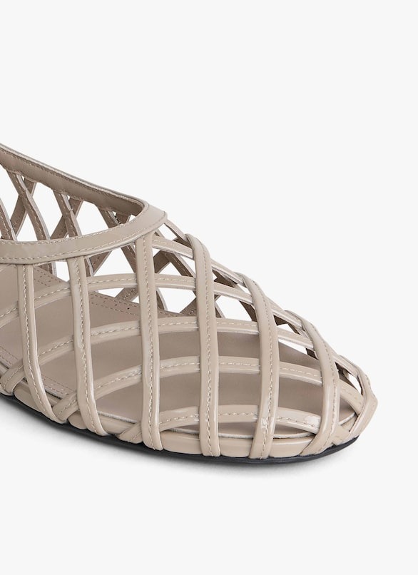 Alaia Case Ballet Flats In Grege Patent - AA3A045CK212 - 824 - Image 4