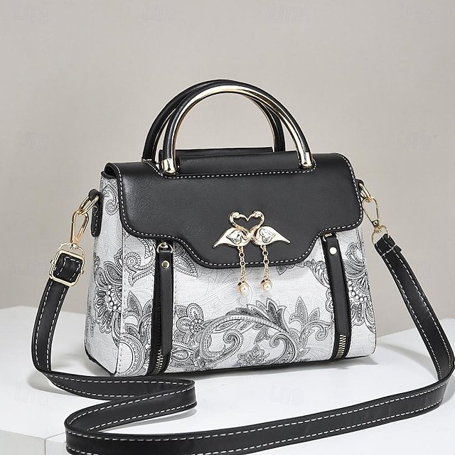 Women’s Elegant Swan Pendant Handbag - Image 2