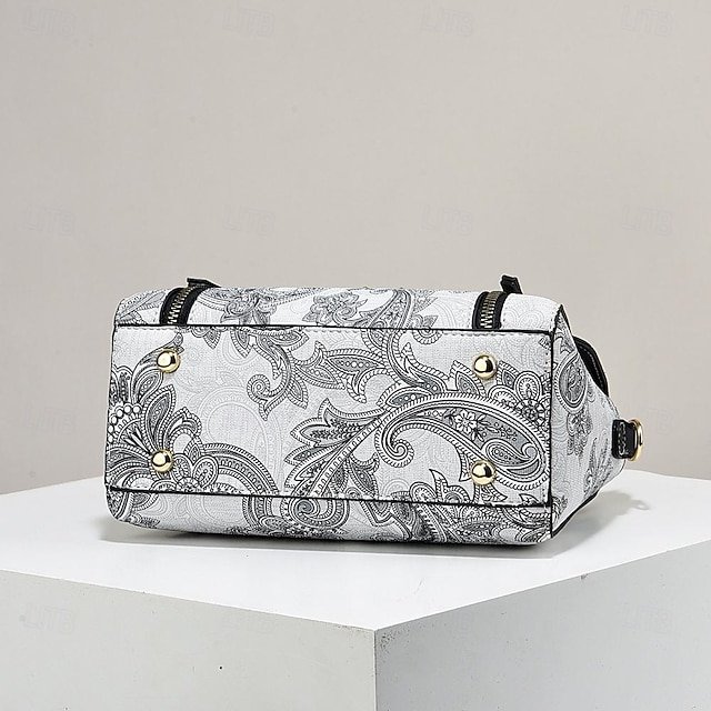 Women’s Elegant Swan Pendant Handbag - Image 5