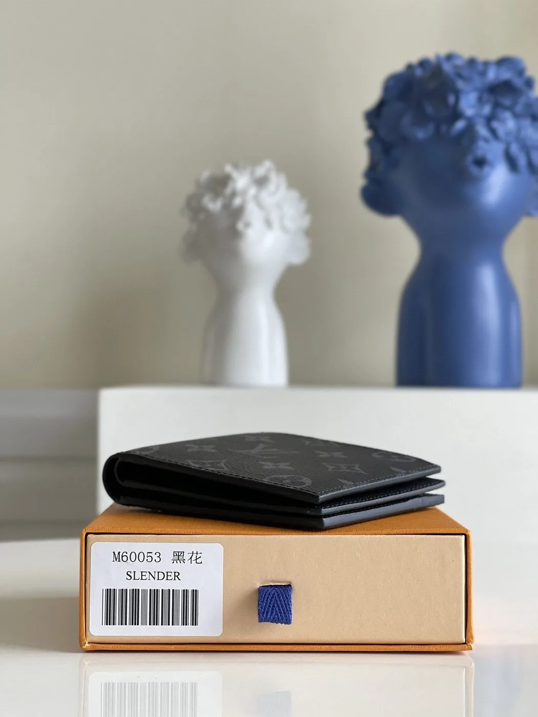 Louis Vuitton Amerigo Wallet Monogram Eclipse - Image 4
