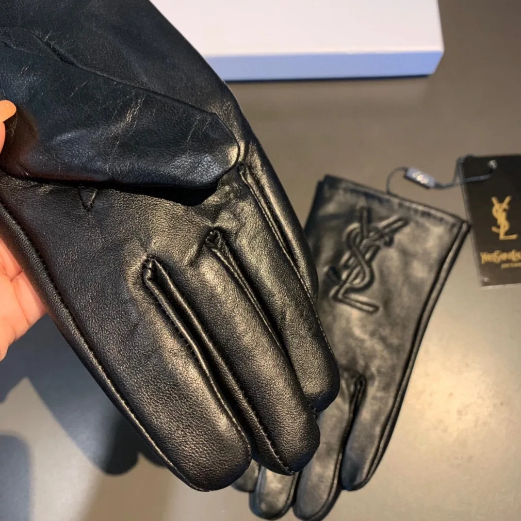 Saint Laurent Gloves In Black - Image 8