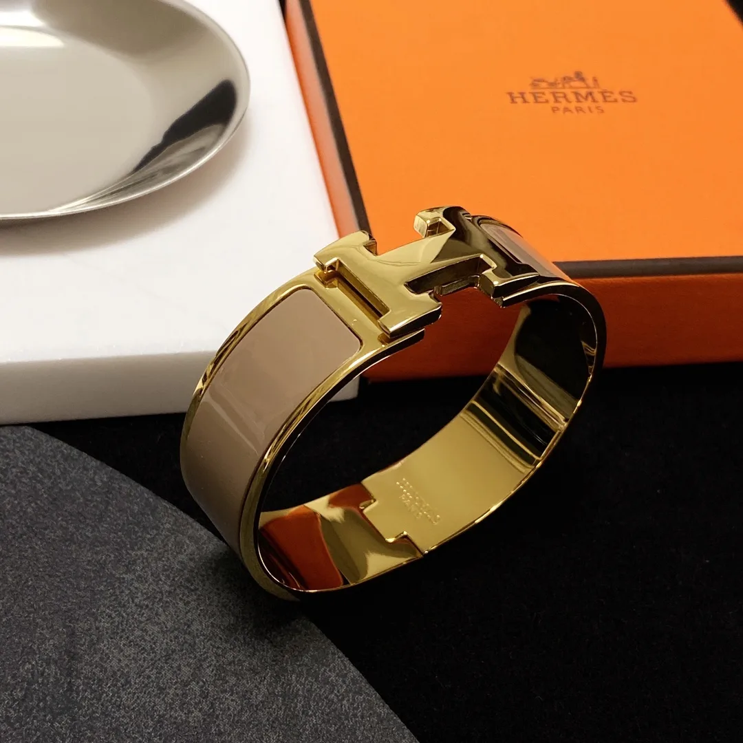 Hermes Clic H Bracelet Gold Hardware - Image 6