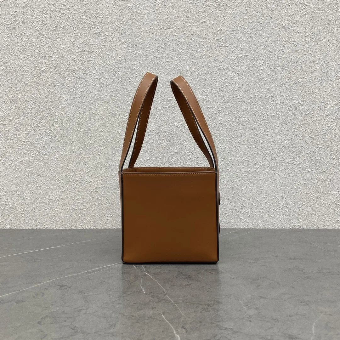 Celine Cube Bag Cuir Triomphe Square Tan / - Image 2