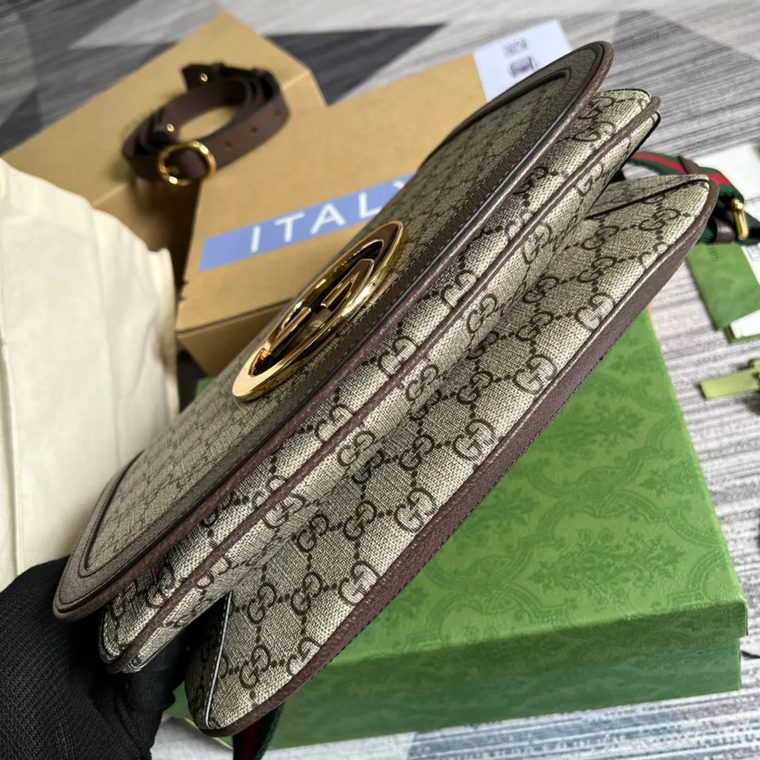 Gucci Blondie Medium Shoulder Bag / Beige/ Ebony GG Supreme Canvas Gold Hardware - Image 11
