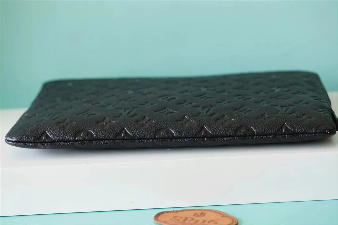 Alternative view of Louis Vuitton MM Etui De Voyage Taurillon Monogram