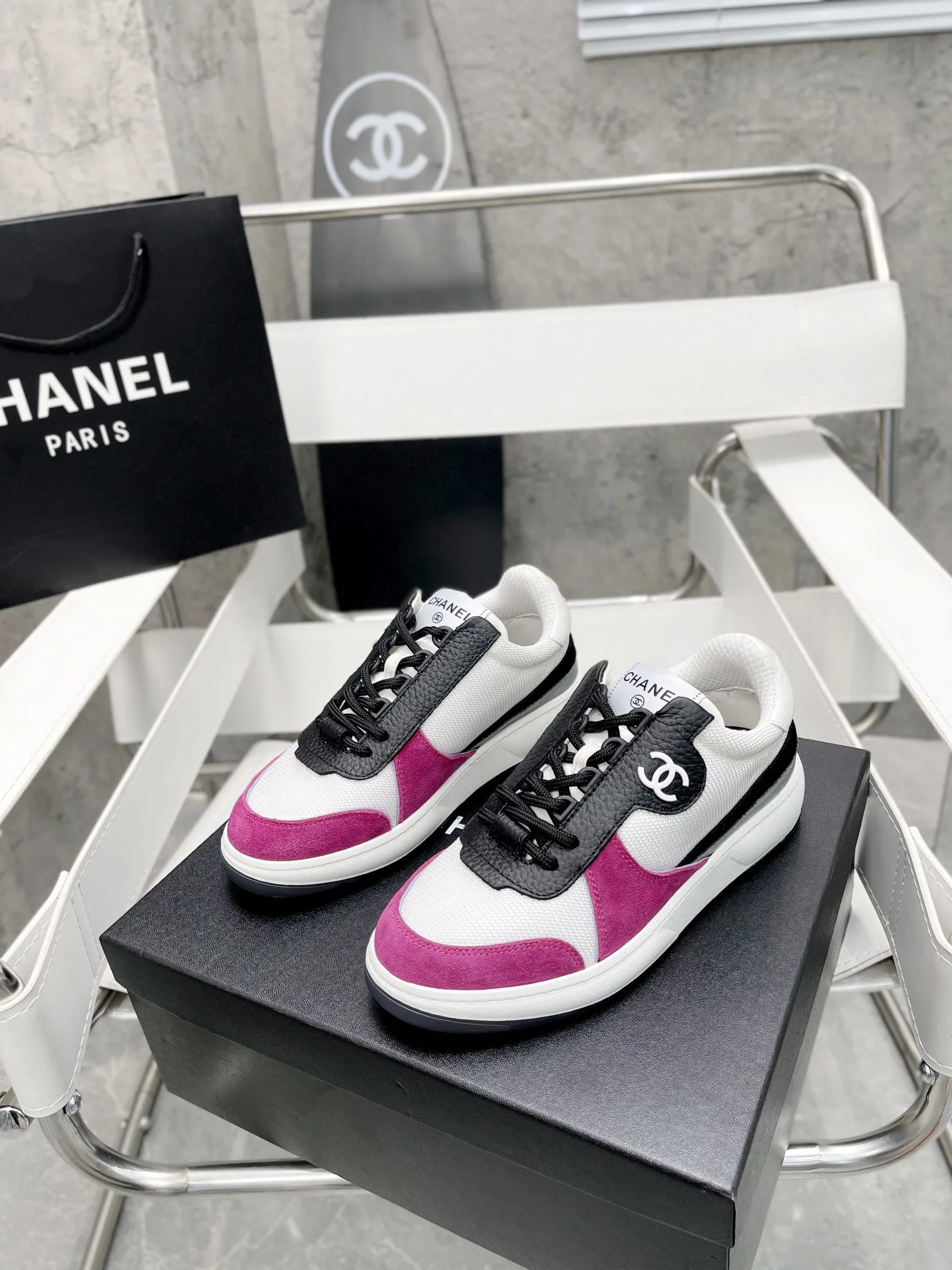 Chanel Sneakers White/Rosy