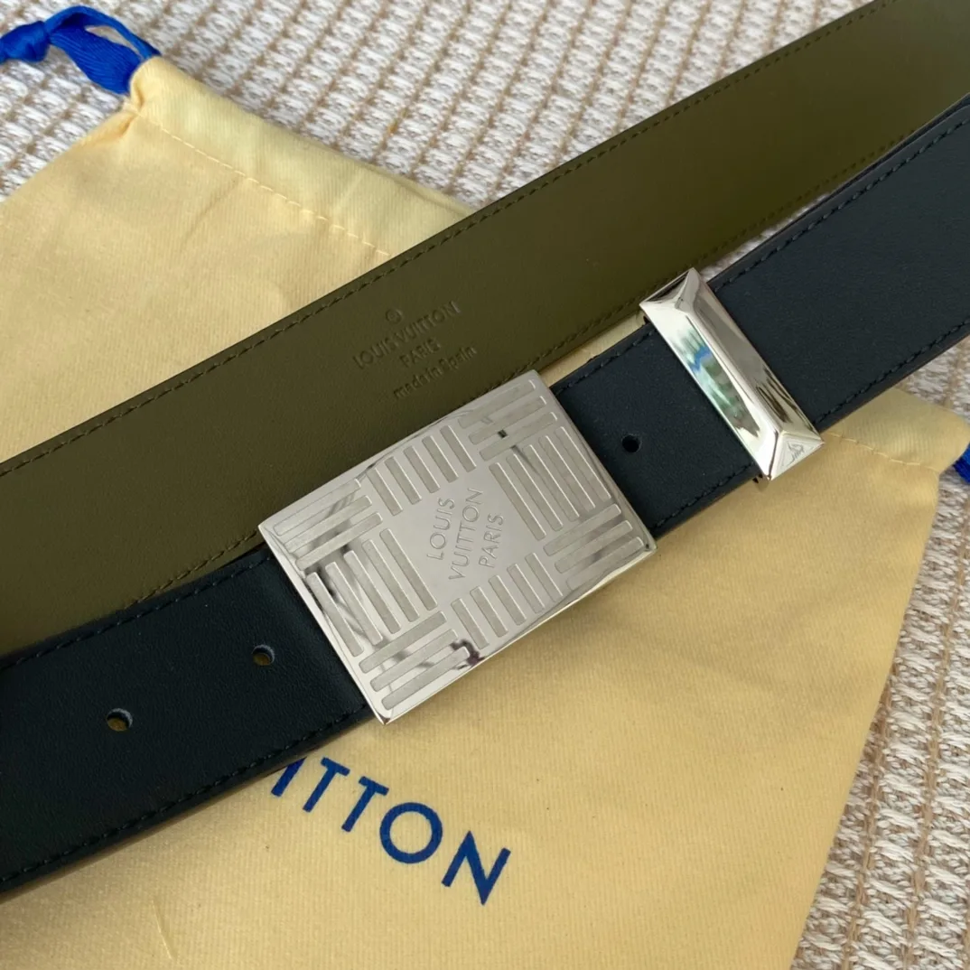 Louis Vuitton Metropole LV Belt Black LV Women - Image 3