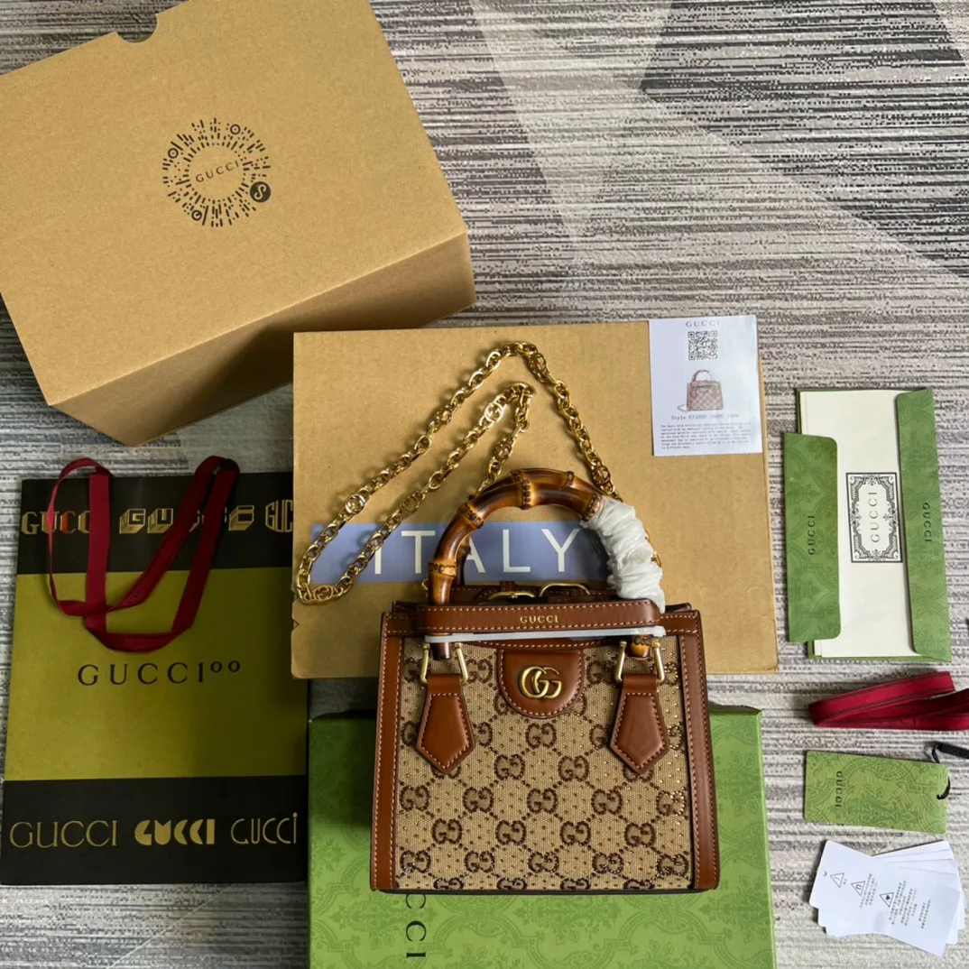 Gucci Diana Mini