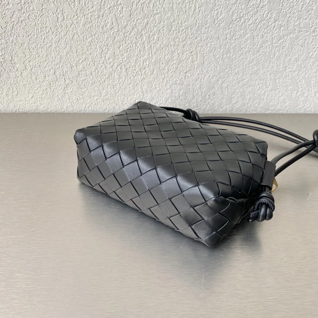 Bottega Veneta Mini Loop Camera Bag Black - Image 4