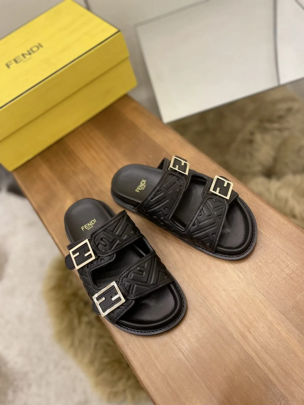 Fendi Feel Slides Black - Image 3