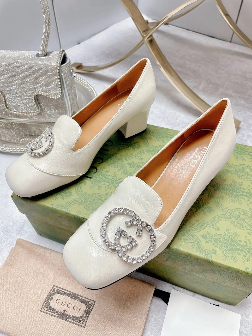 Alternative view of Gucci Women’s Mid-Heel Pump With GG Logo White