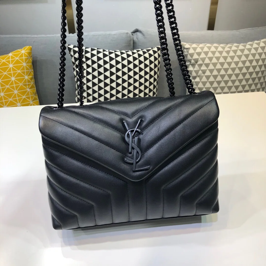 Saint Laurent Loulou